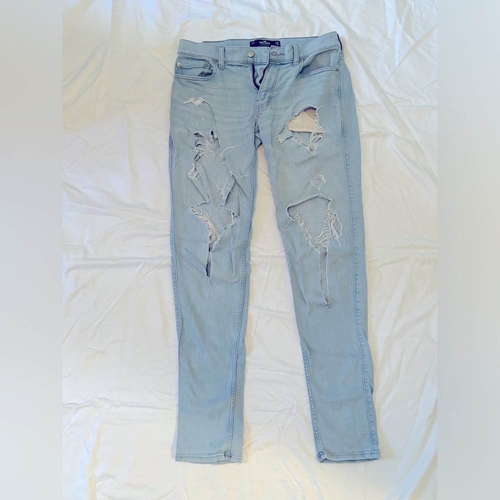 Mens Hollister Ripped Stacked Skinny Jeans Destroyed 31Wx32L in light wash 1of1